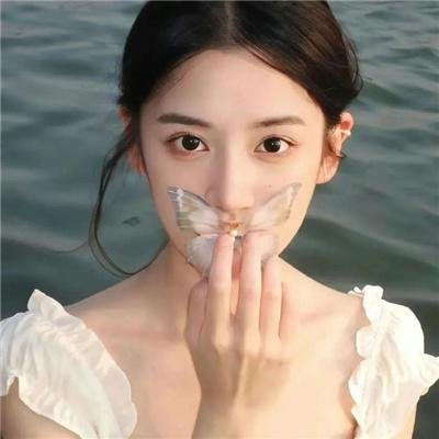 恶魔吹着笛子来