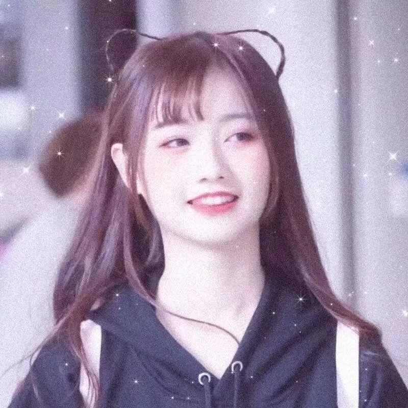 带子狼 在那双小手中